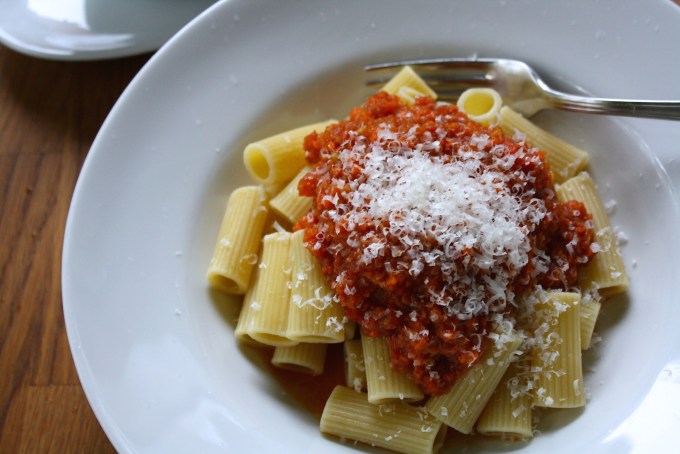 Falešná boloňská omáčka + VIDEO 15 Rigatoni s falešnou boloňskou omáčkou - SAVOIR FAIRE od enrilemoine
