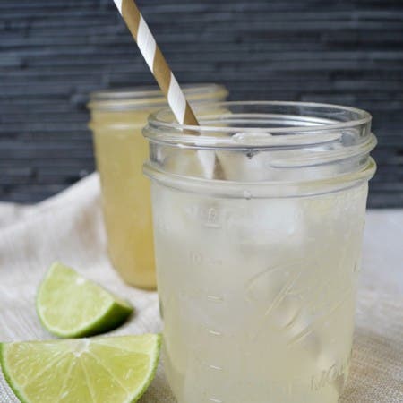 Limonádový koncentrát (Citronový sirup) - Jak si vyrobit snadnou minerální a přírodní limonádu www.pizcadesabor.com