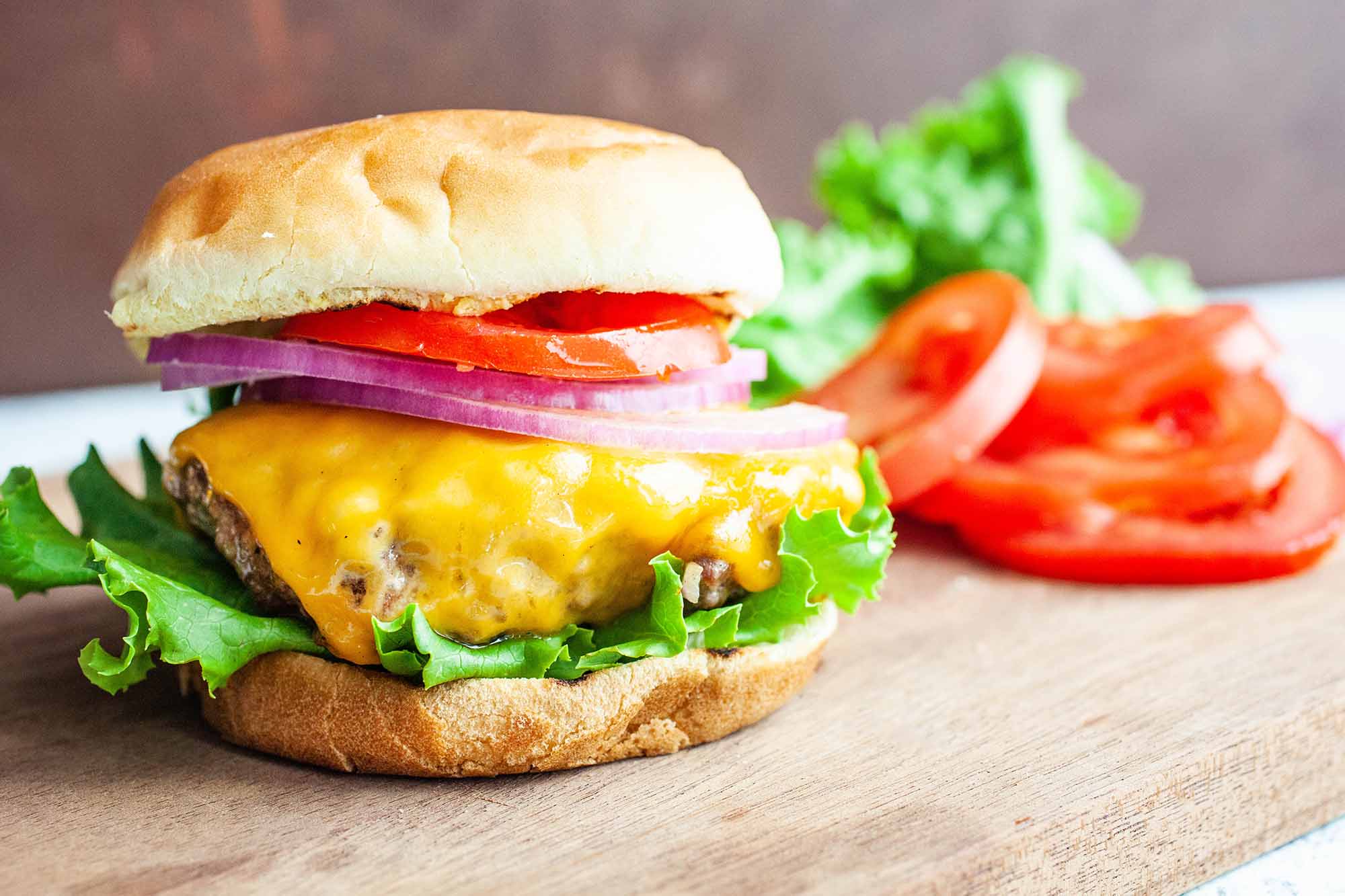 Jak grilovat nejlepší hamburgery 11 Jak grilovat hamburgery Slouží hamburgery