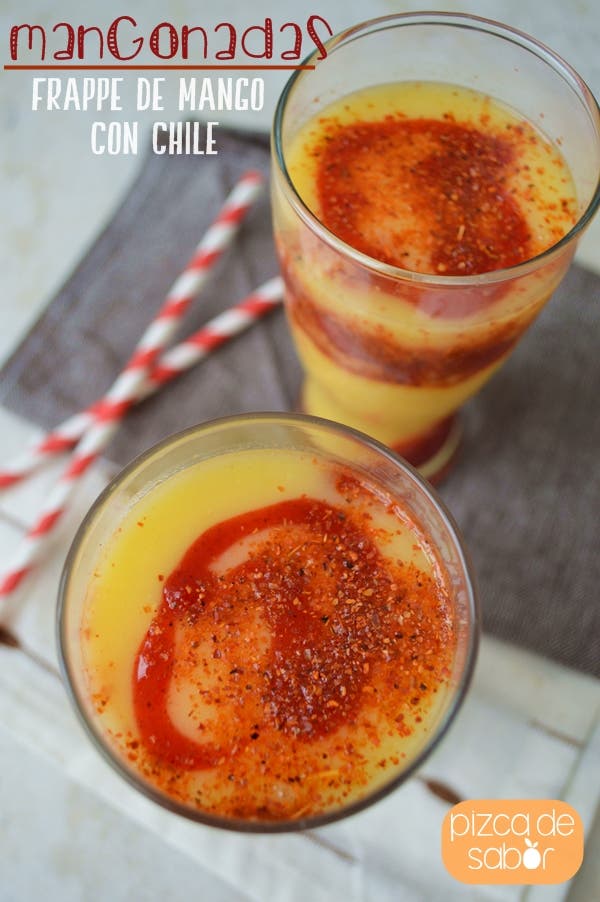 Mangonadas nebo mango frappe s chilli a chamoy (5 minut nebo méně) 4 Mangonády nebo mango frapé s chilli a chamoy www.pizcadesabor.com
