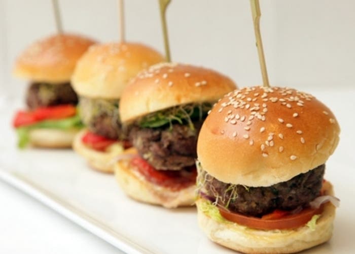 Mini burger z lilku, krok za krokem recept 1 Mini lilkový hamburger