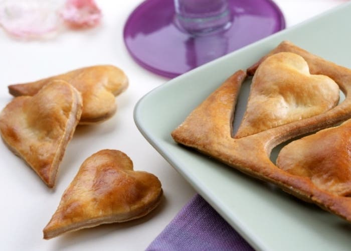 Plněné srdce z listového těsta na Valentýna, krok za krokem recept 1 Plněné srdce z listového těsta